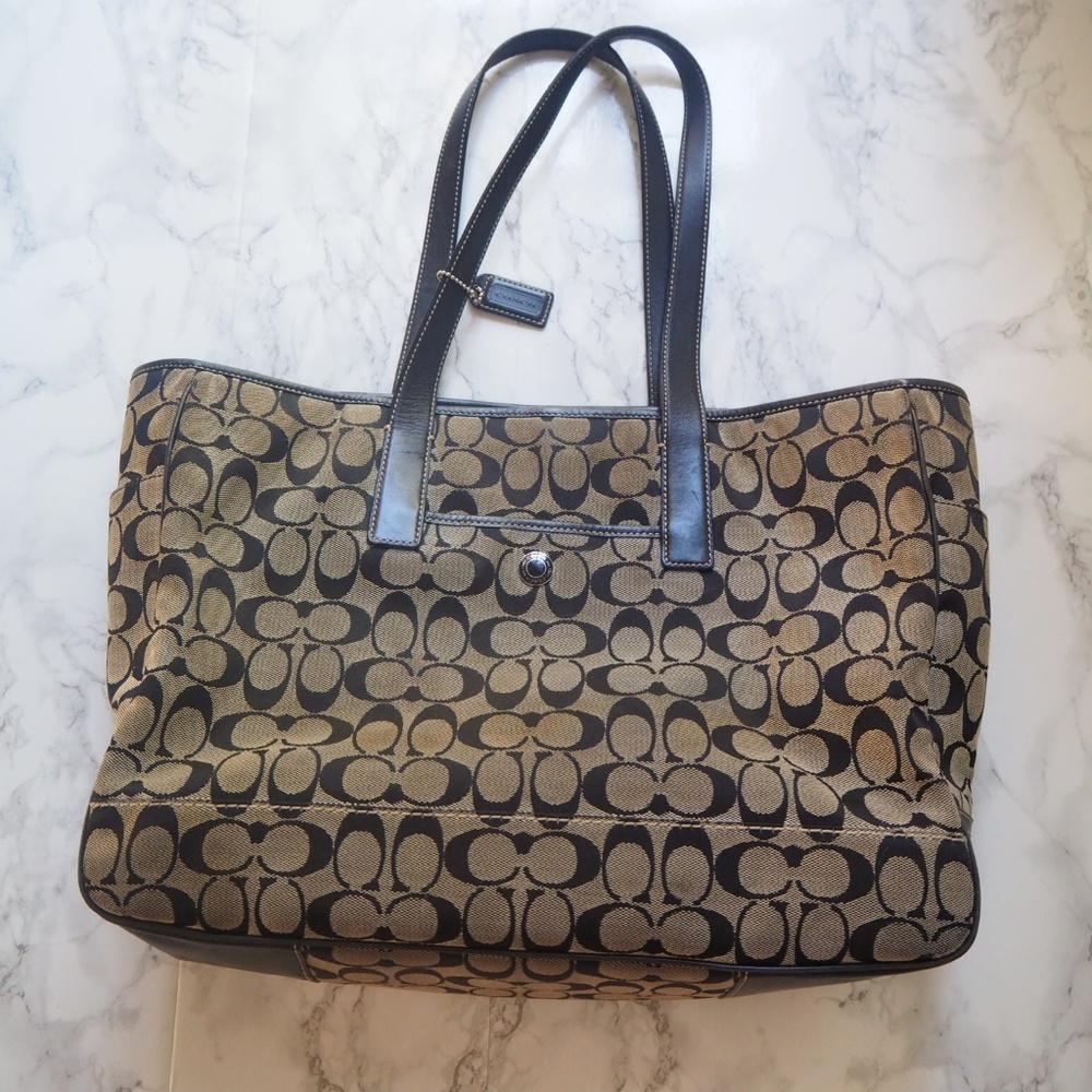 large black coach purse // laptop bag